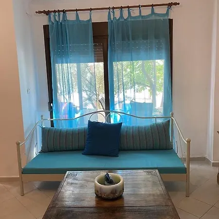 Papadopoulos Houses Holiday home *